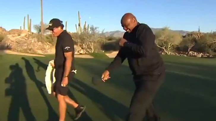 Golf fans react to hilarious compilation of Phil Mickelson and Charles Barkley